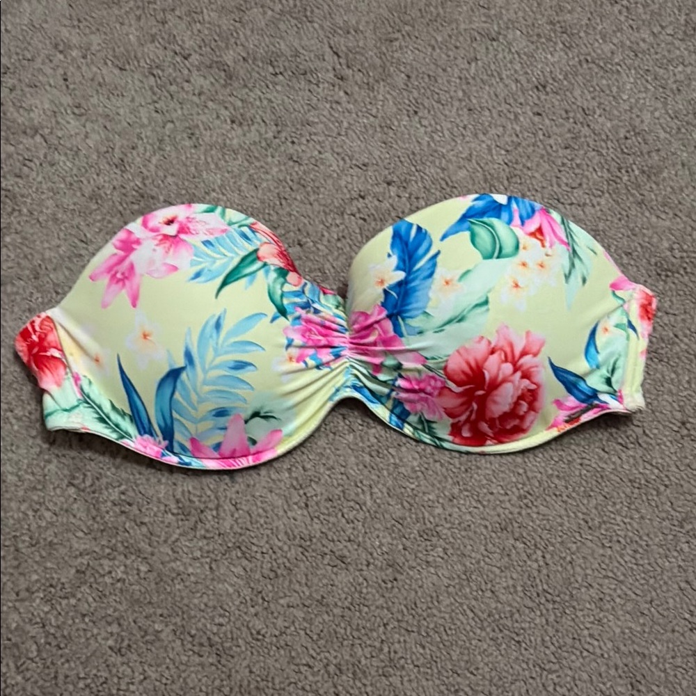 NEW w/o tags floral padded strapless swim top Size 34D